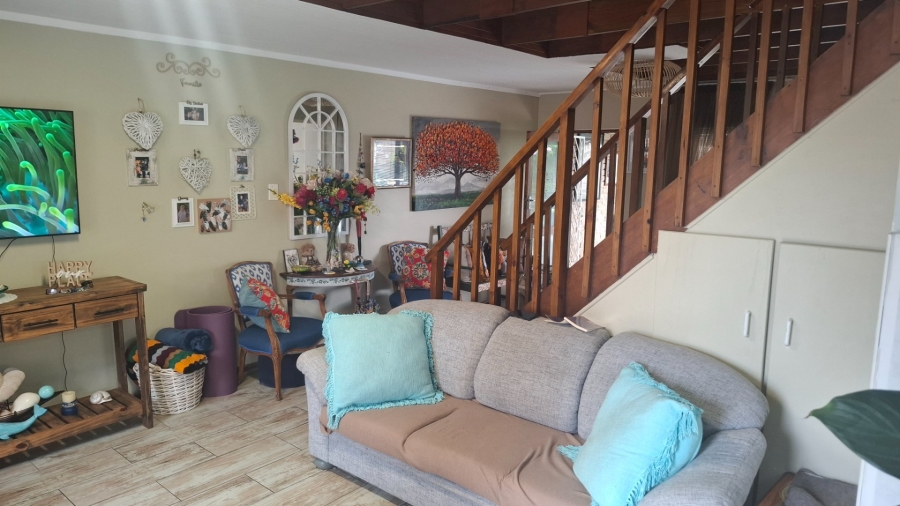 3 Bedroom Property for Sale in Heiderand Western Cape